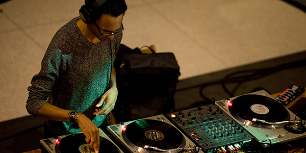 DJ/rupture brings his turntables to explode the CC