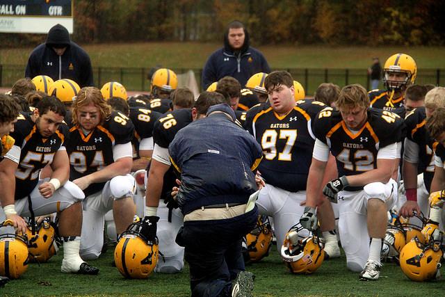 The football team lost 37-9 to Oberlin College during the Bicenntenial Homecoming weekend  Following the game, the team gather on the field for their post-game meeting. The team has a current record of 1-5 and has not won a home game since 2012. The team will face DePauw University on Sat. Oct. 25, at 1 p.m. at Frank B. Fuhrer Field.
