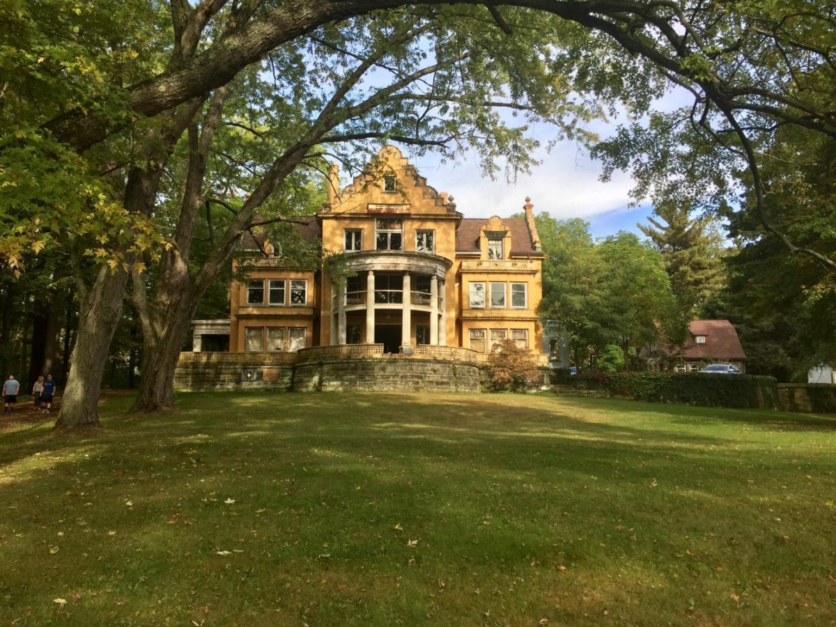The front view of Holland Hall, previously the Phi Delt Mansion. The tour was organized by the history department and the Meadville Historical Society on Sept. 22, 2017.