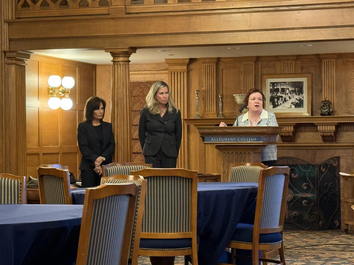 Mary Murray (right), accompanied by Maria McLaughlin (left) and Megan McCarthy King, explains different types of appeals that come to the Superior Court.